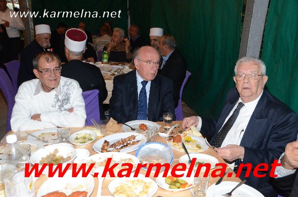 قائمة الامل والتسامح تحتفل مع داعميها.